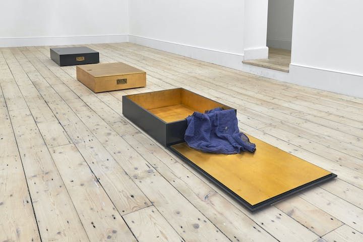 Vivian Lynn, Spin at Phillida Reid, photo 2