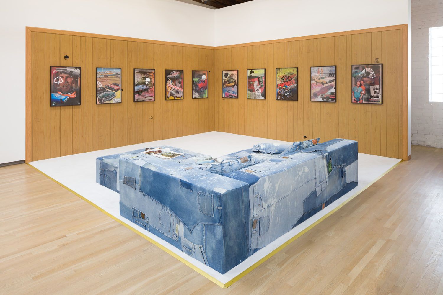 Wendy White, Racetrack Playa at Shulamit Nazarian, photo 4