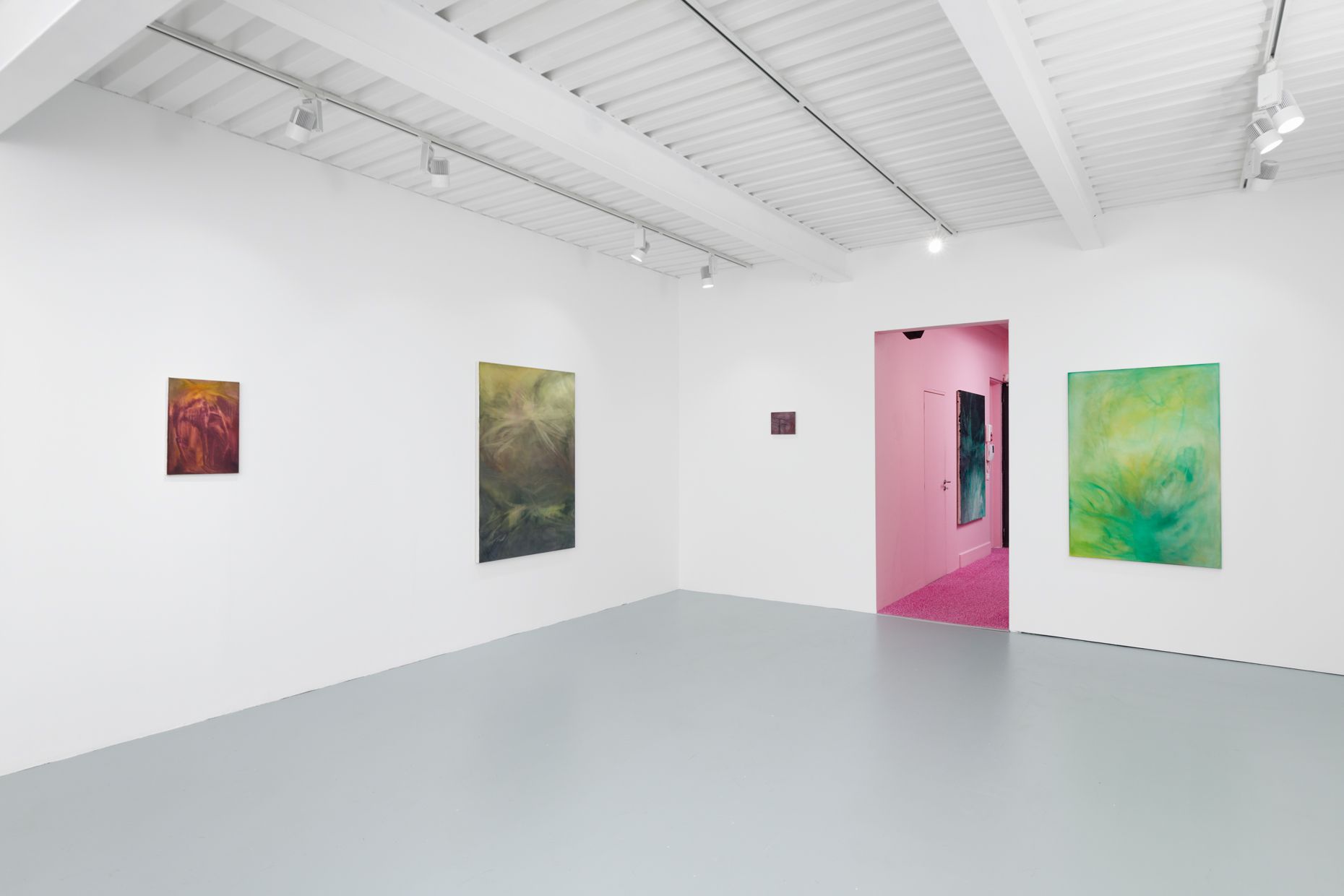 Mia Vallance, Painting for a Short Future at Superzoom, photo 5