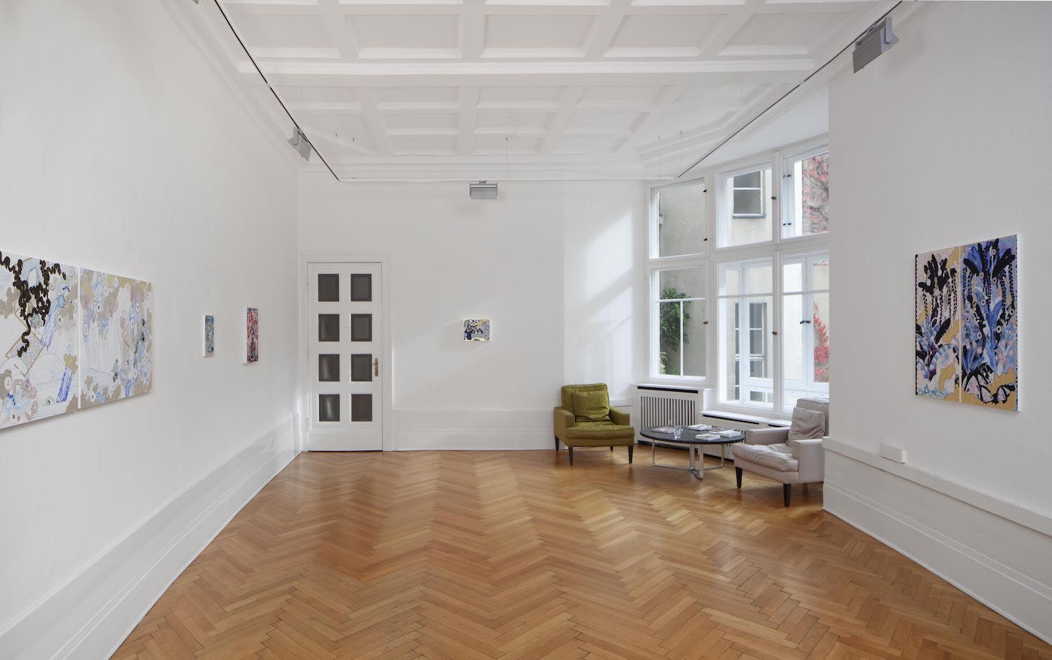 Larissa Bates, Las Doñas at Gnyp, photo 2