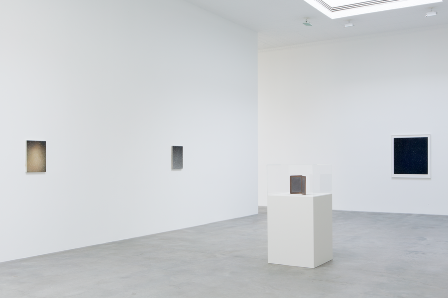Vija Celmins, Vija Celmins at Matthew Marks, photo 6