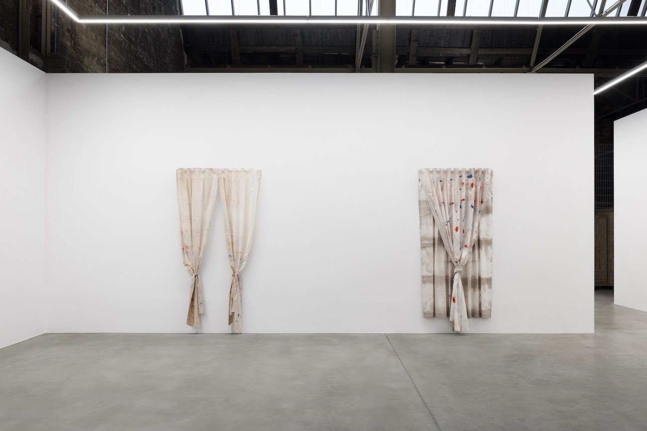 Fredrik Værslev, Curtain Bangs at Mehdi Chouakri - Wilhelm Hallen, photo 5