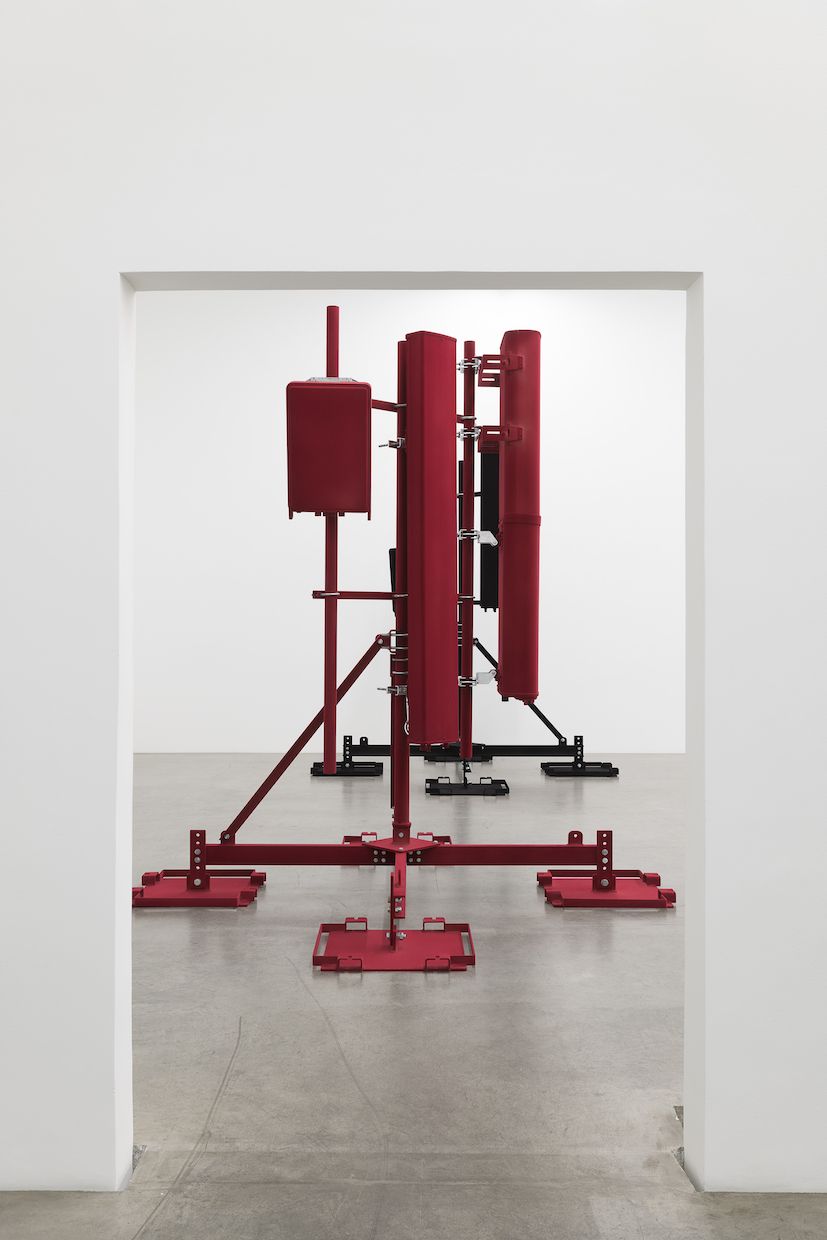 Yngve Holen, 5G at Galerie Neu, photo 3