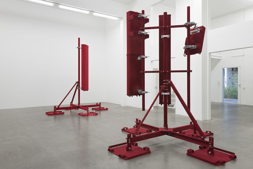 Yngve Holen, 5G at Galerie Neu, photo 8