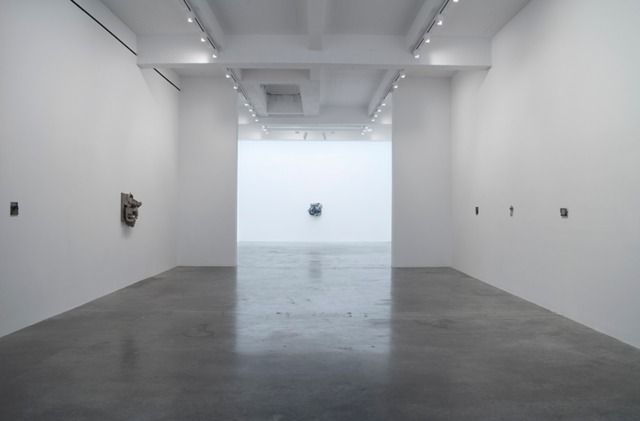Vincent Fecteau, Vincent Fecteau at Matthew Marks, photo 2