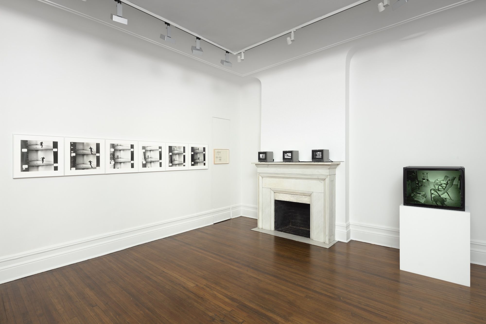 Radical Artists of the 1960s/1970s: Between Geometry and Gesture, Radical Artists of the 1960s/1970s: Between Geometry and Gesture at David Nolan, photo 6