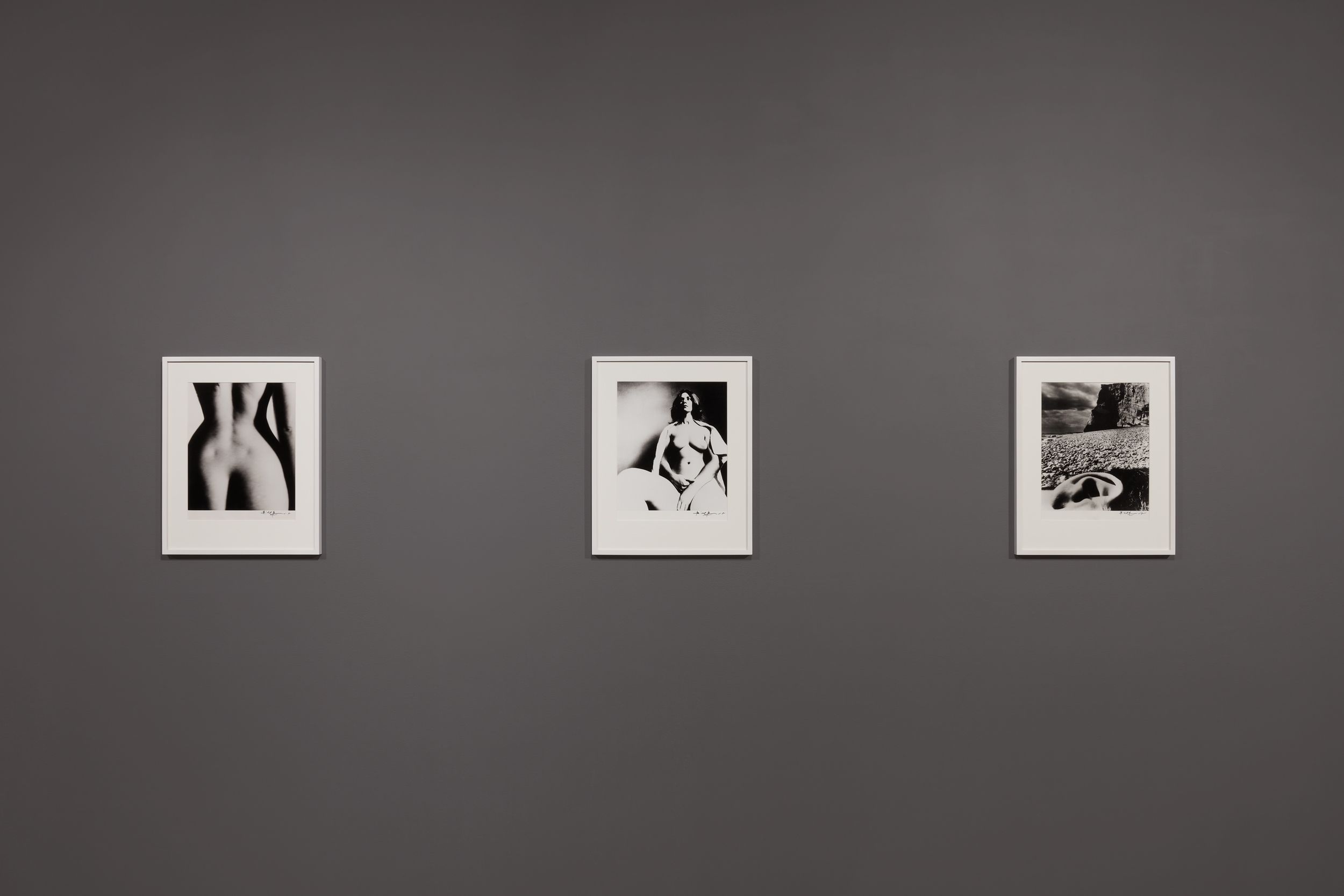 Bill Brandt, Perspective of Nudes at Marlborough, photo 9