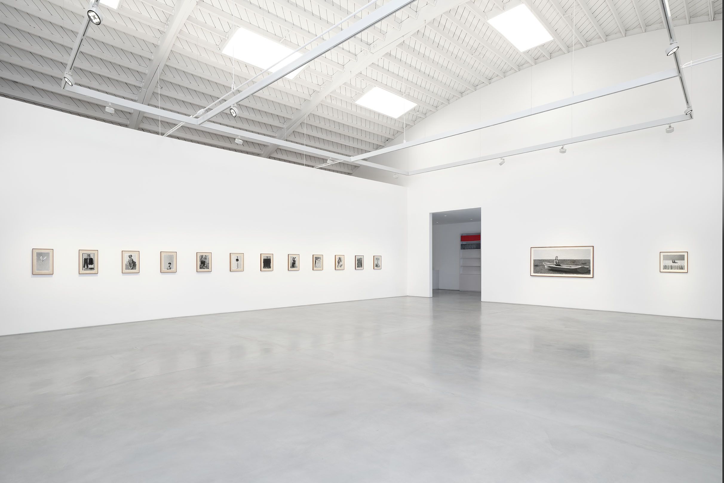 Lenz Geerk, Schwarzweiß at Roberts Projects, photo 8