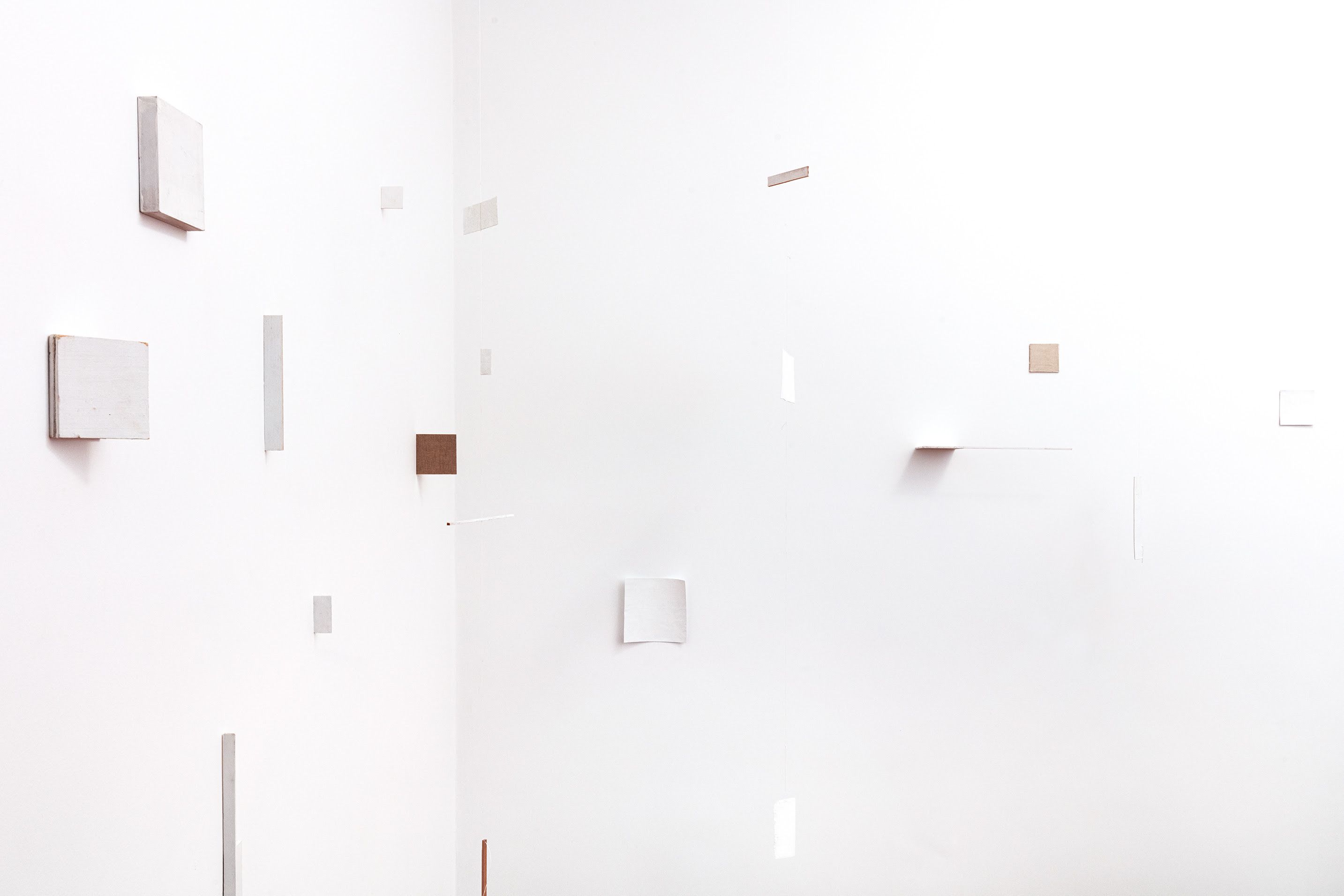 Fernanda Gomes, Fernanda Gomes at Peter Freeman, photo 3