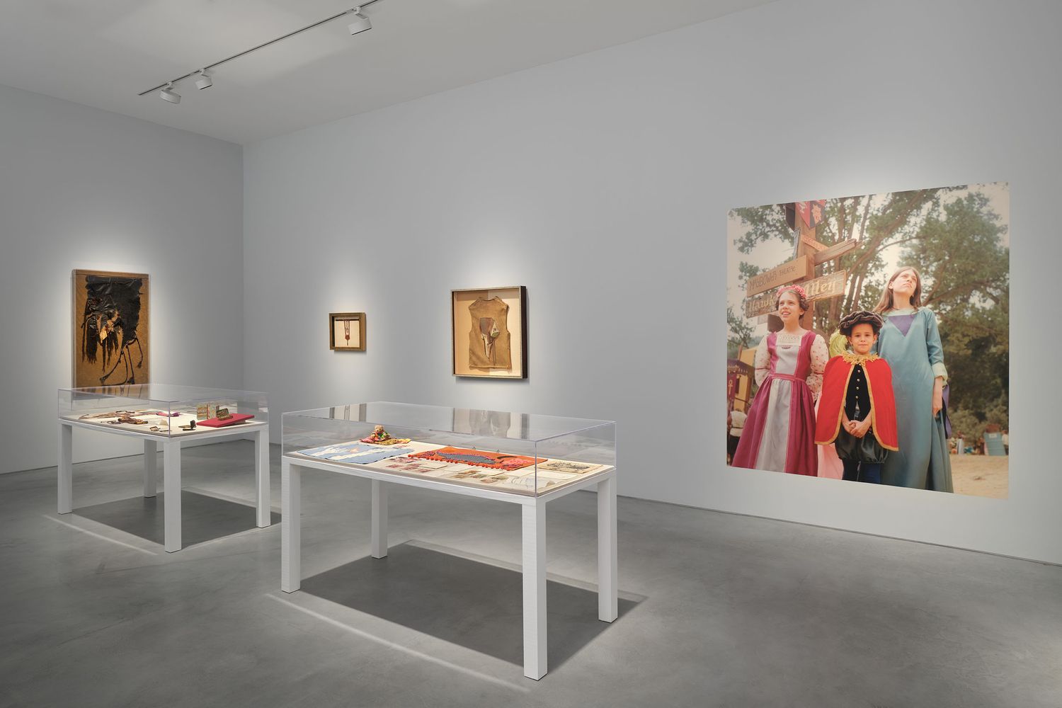 Let's Get It On: The Wearable Art of Betye Saar, Let's Get It On: The Wearable Art of Betye Saar at Roberts Projects, photo 10