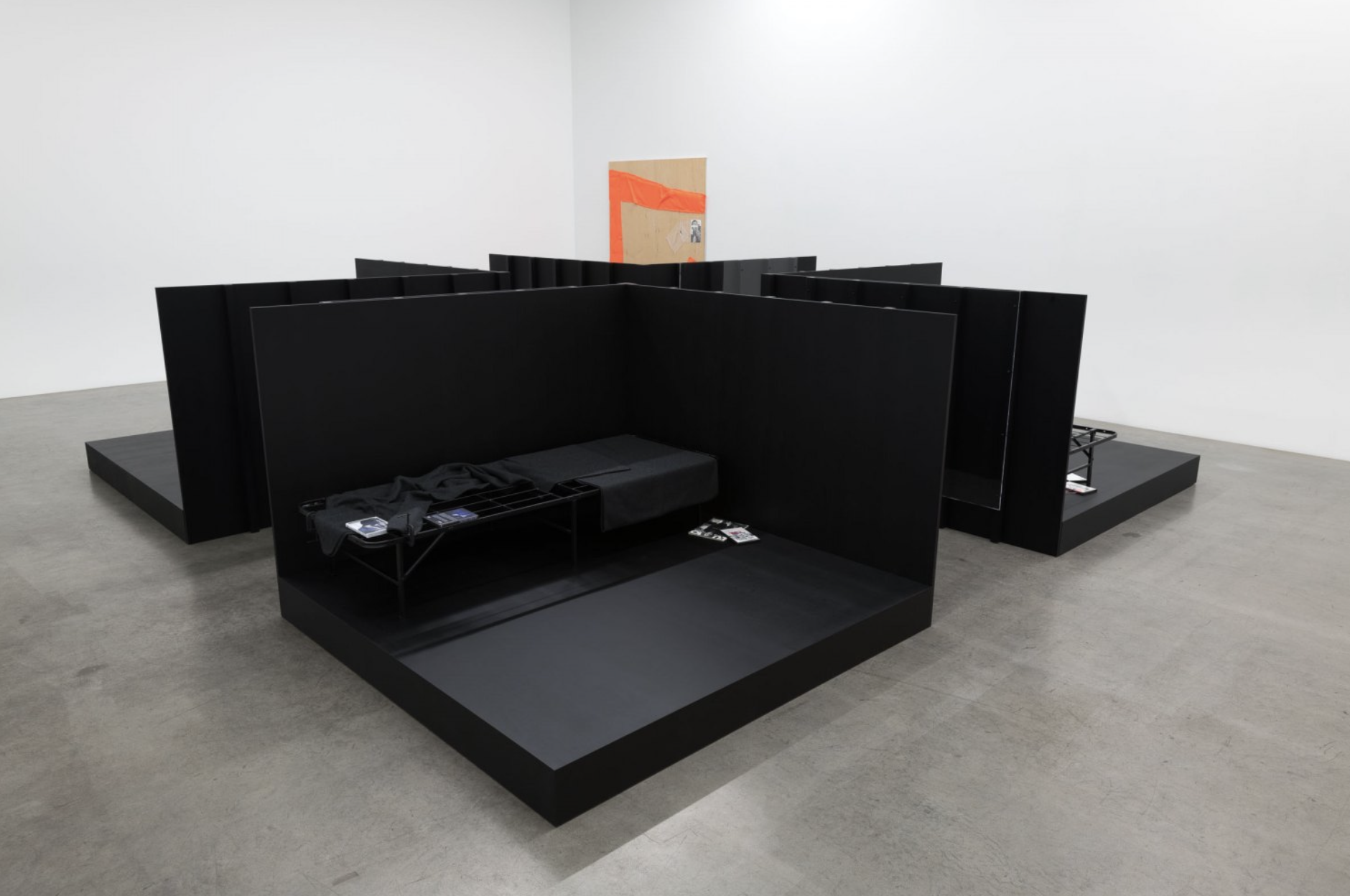 Tom Burr, Compressions at Galerie Neu, photo 2