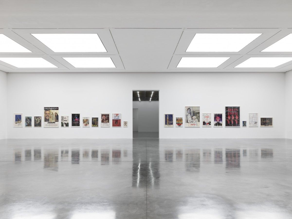 Sarah Morris, Means of Escape at White Cube, photo 6