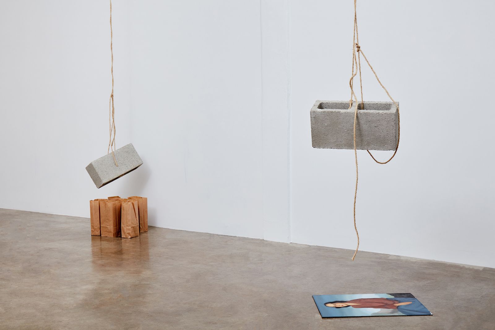 Bas Jan Ader, Light vulnerable objects threatened by eight cement bricks at Meliksetian Briggs, photo 6