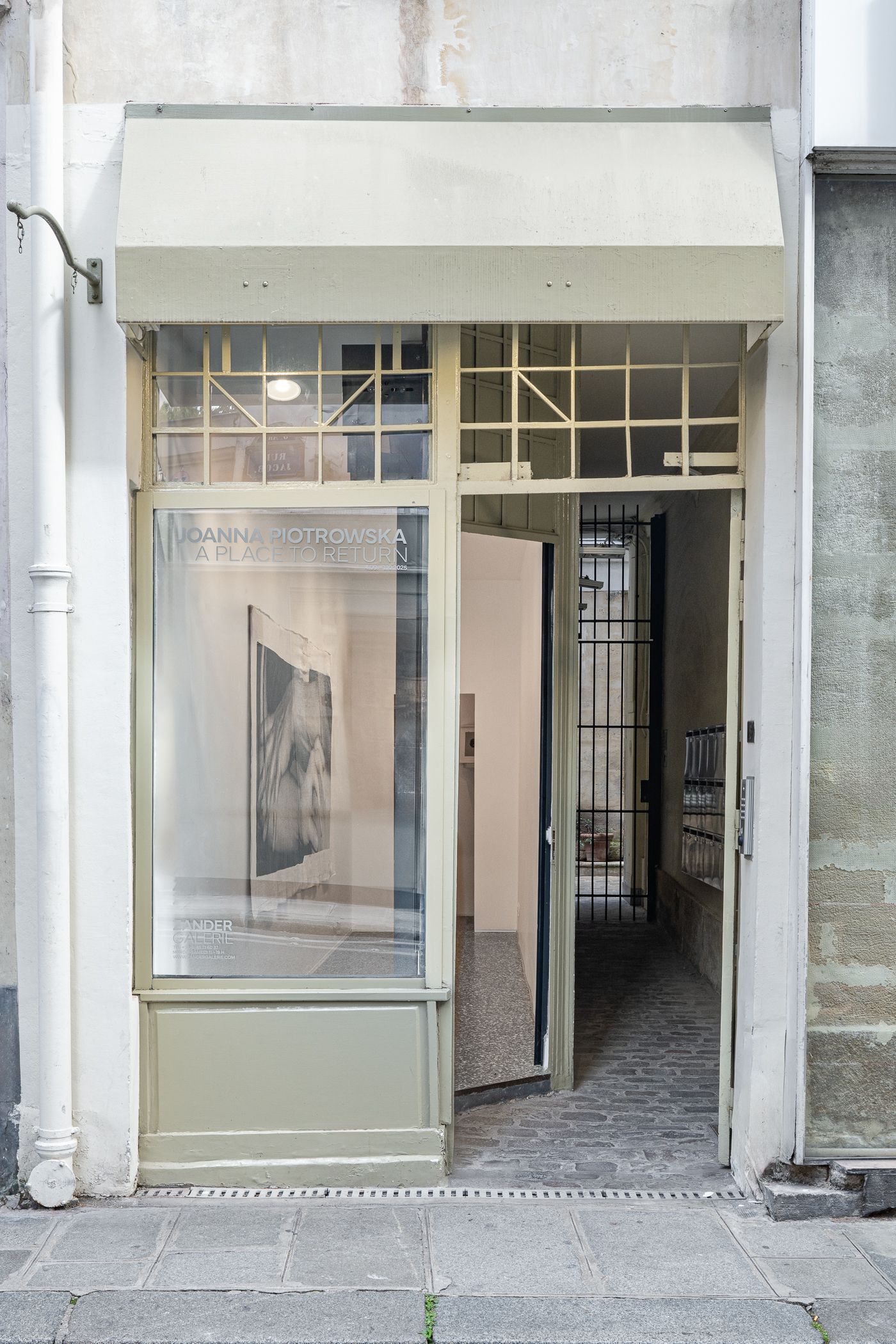 Joanna Piotrowska, A Place to Return at Zander Galerie, photo 10