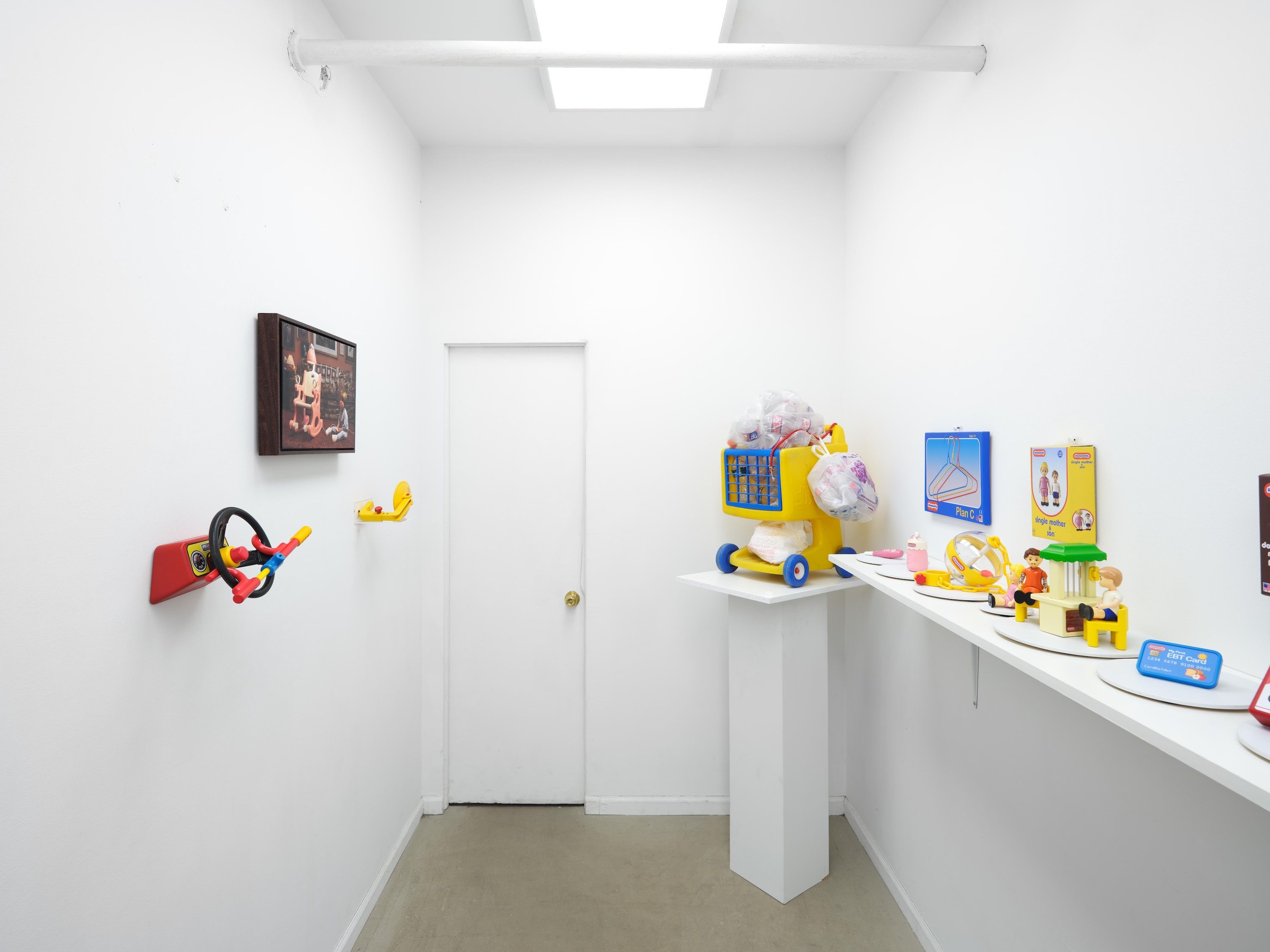 Shampoooty aka Andy Sahlstrom, Kids Toys, Adult Issues at Long Story Short, photo 4