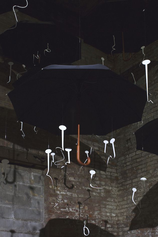 Gilles Barbier, Laughing at Clouds at The Chimney, photo 6