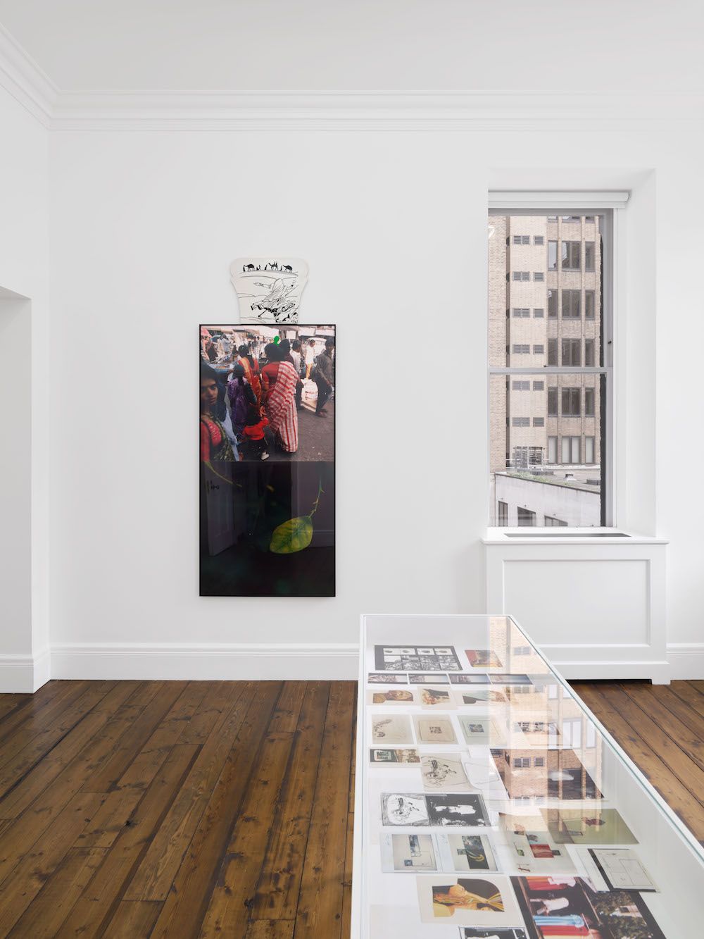 John Baldessari, Ahmedabad 1992 at Sprüth Magers, photo 7