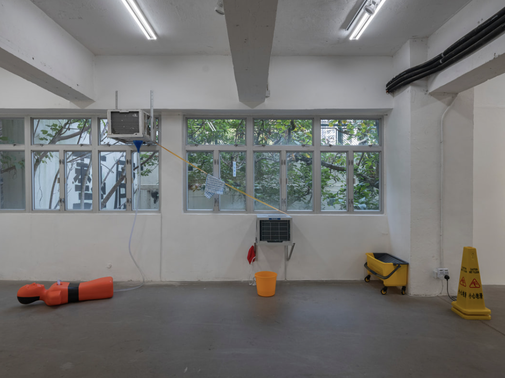 Chan Wai Lap, Loveguard at Gallery Exit, photo 5