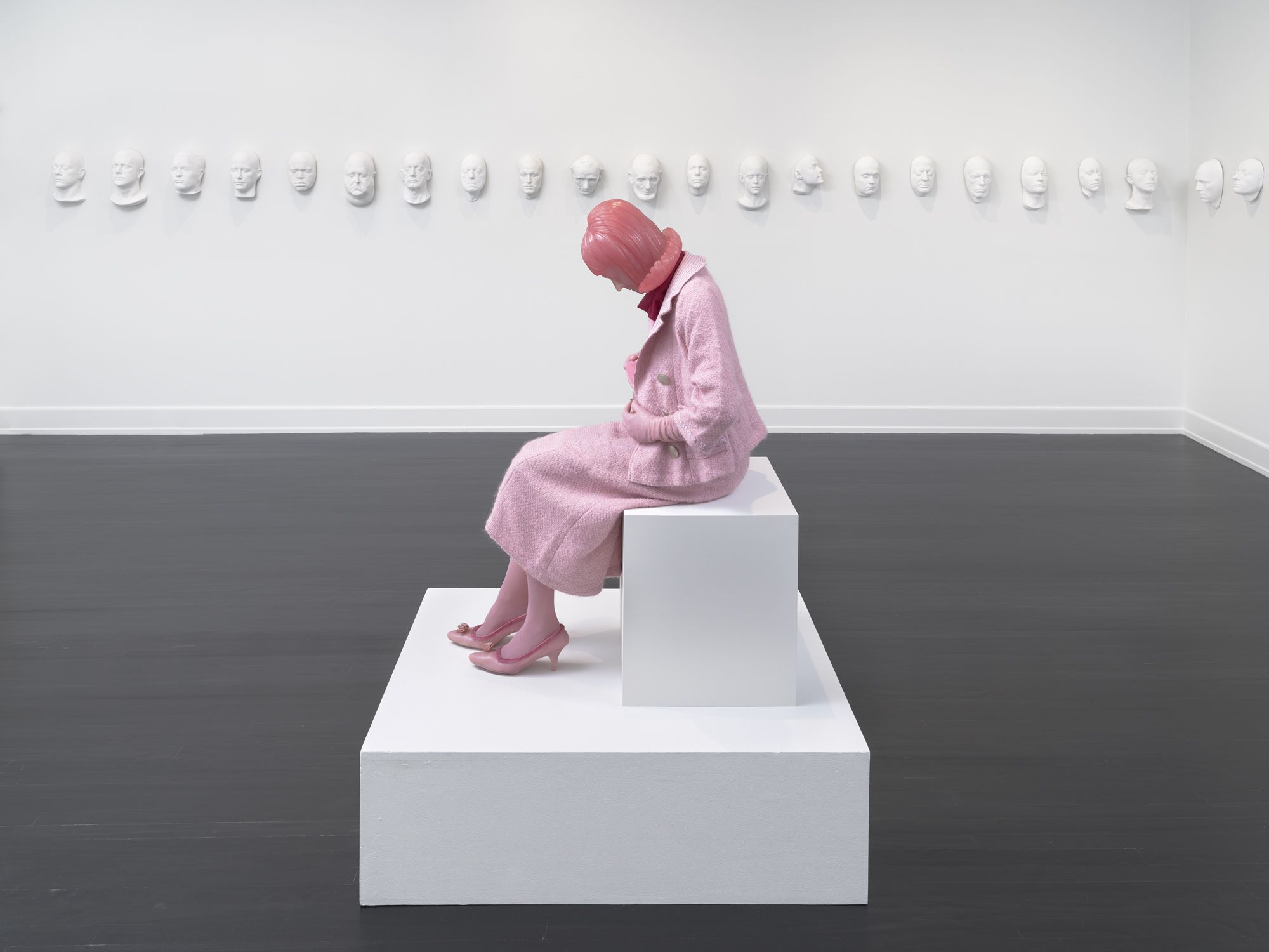 Keith Edmier, Mother Mold at Petzel, photo 2