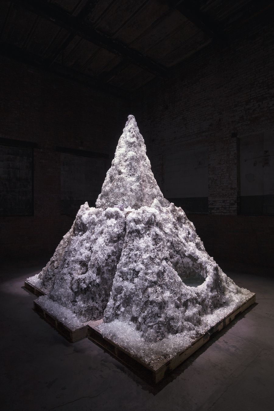 Andrew Erdos, Not for the Peak, but for the Mountain at The Chimney, photo 3