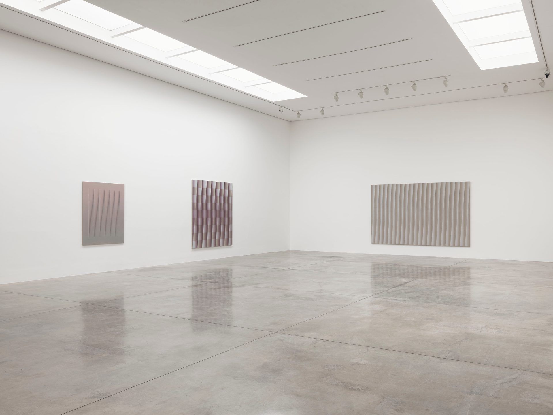 Suzanne Song, Tesselle Fold at White Cube, photo 6