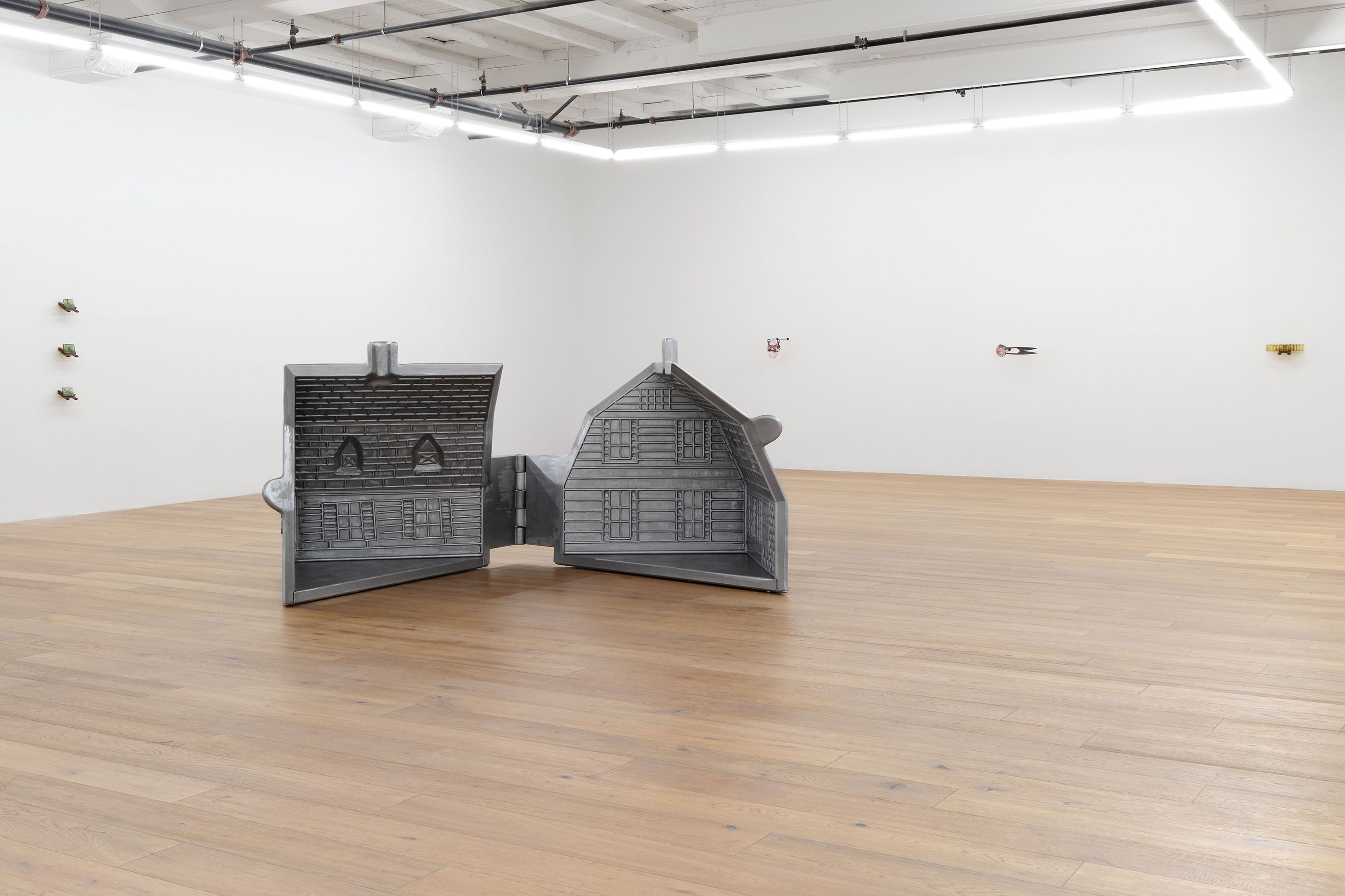 Sula Bermudez-Silverman, Mole, Mold, Molt at Hannah Hoffman, photo 2