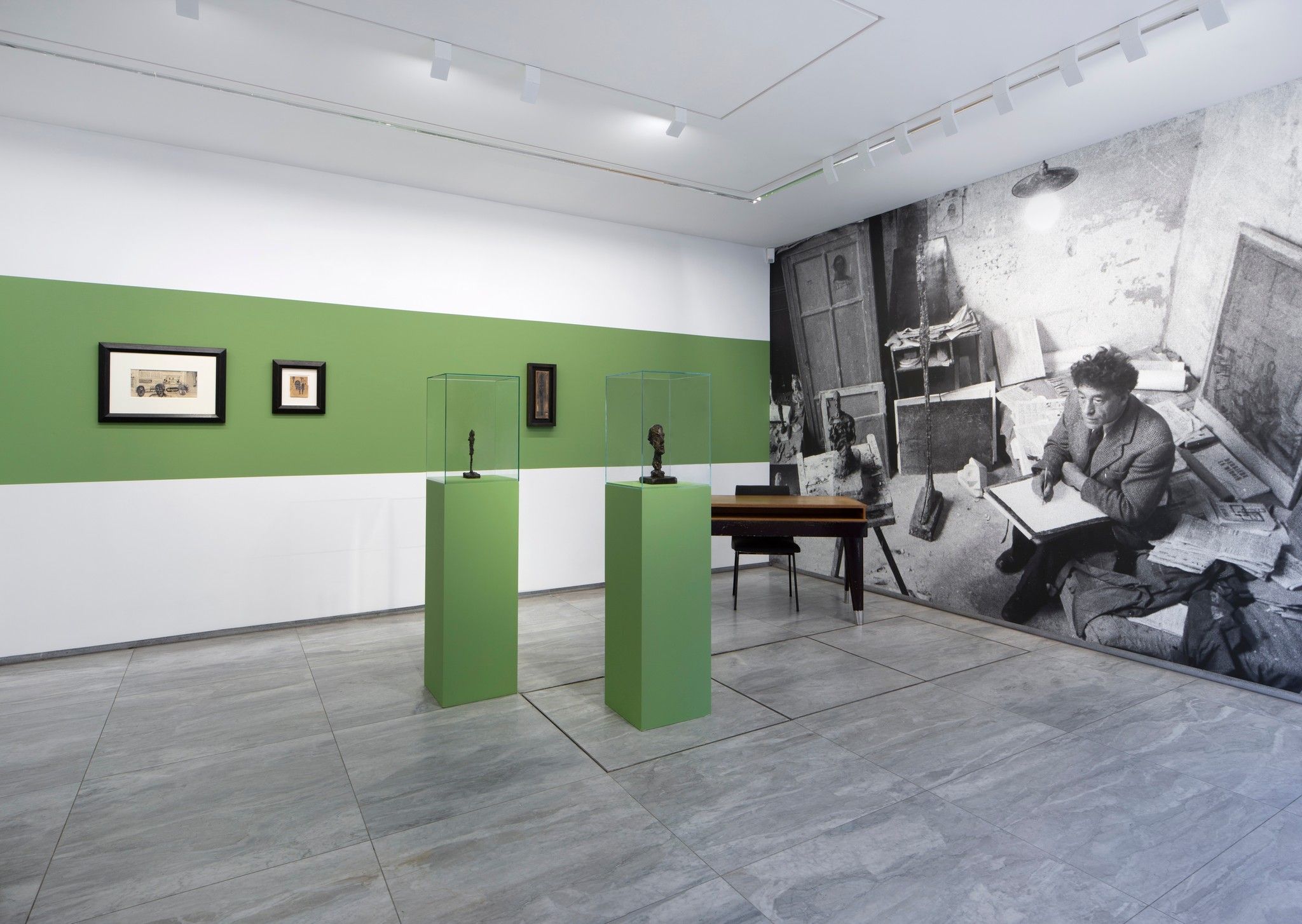 Alberto Giacometti, Tout n’est que Dessin at Mennour, photo 7