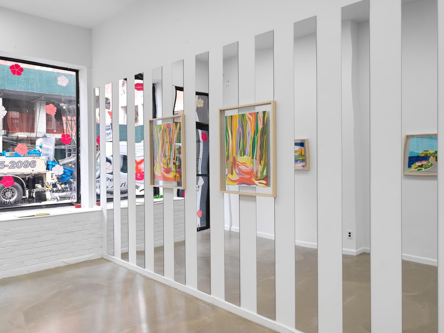 Tessa Perutz, Le Rêve Américain with Dream Fountain by Nick Atkins at ATM Gallery, photo 7