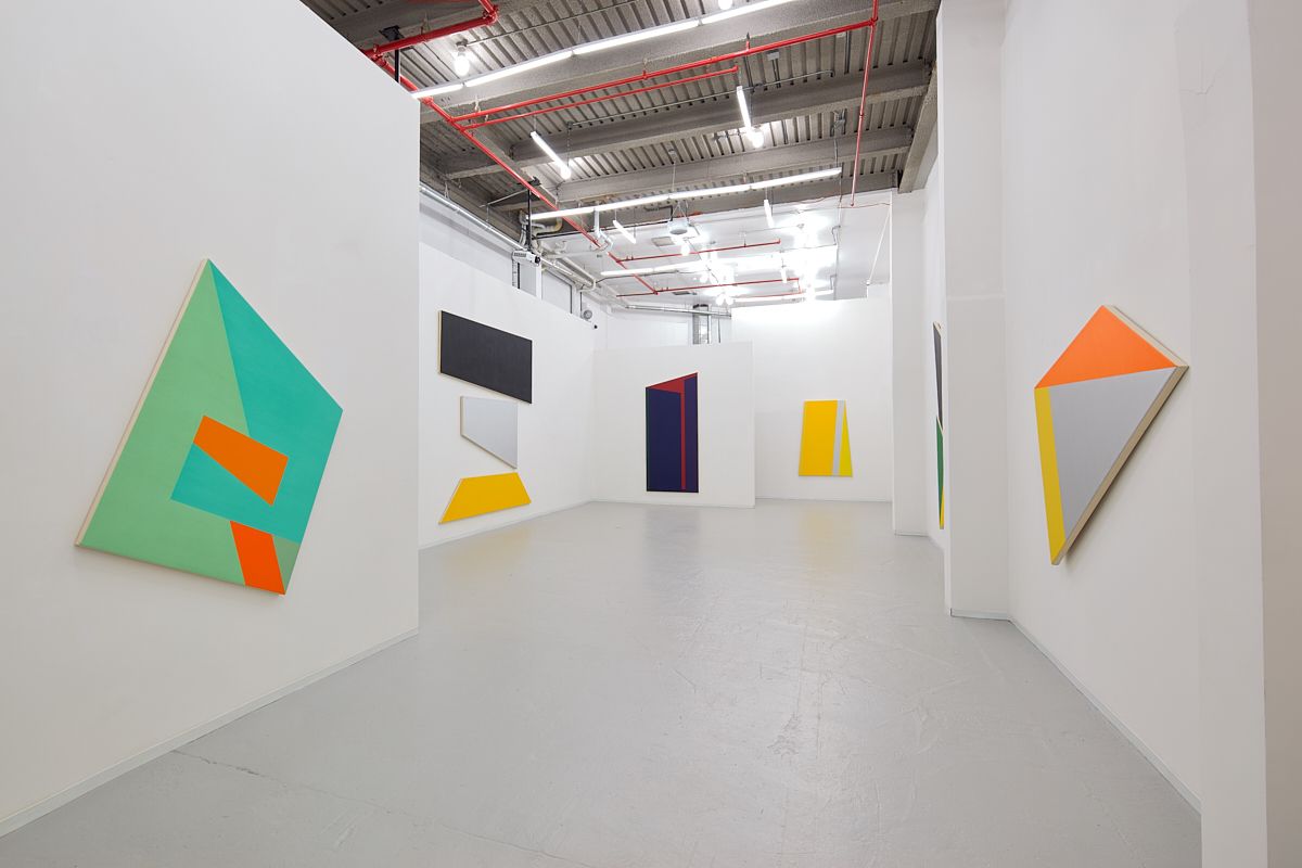 Leo Valledor, Dimensional Space at David Richard Gallery, photo 17