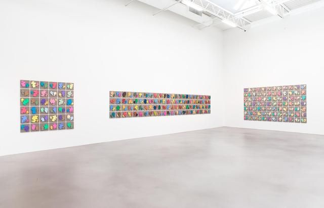 Allan McCollum, Allan McCollum at Petzel, photo 6