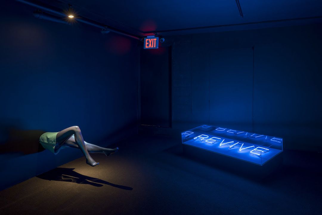 Sylvie Fleury, Just Jacuzzi at Company, photo 4