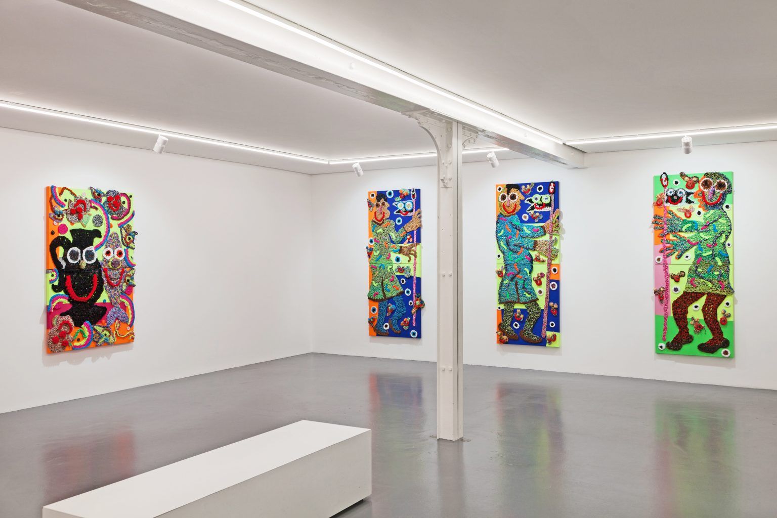 Stephan Goldrajch, Bayeux at Xippas, photo 4
