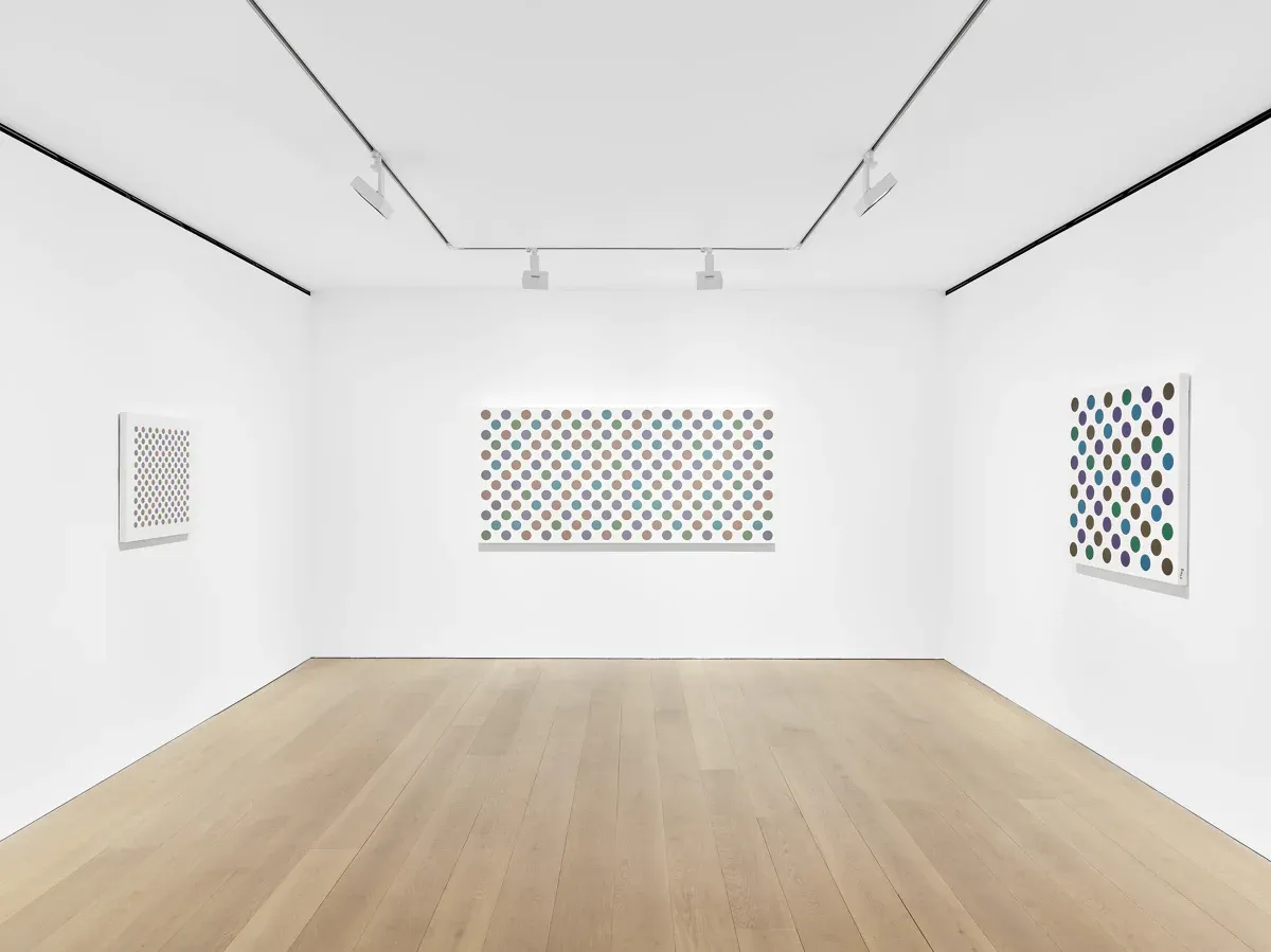 Bridget Riley, Past into Present at David Zwirner, photo 4