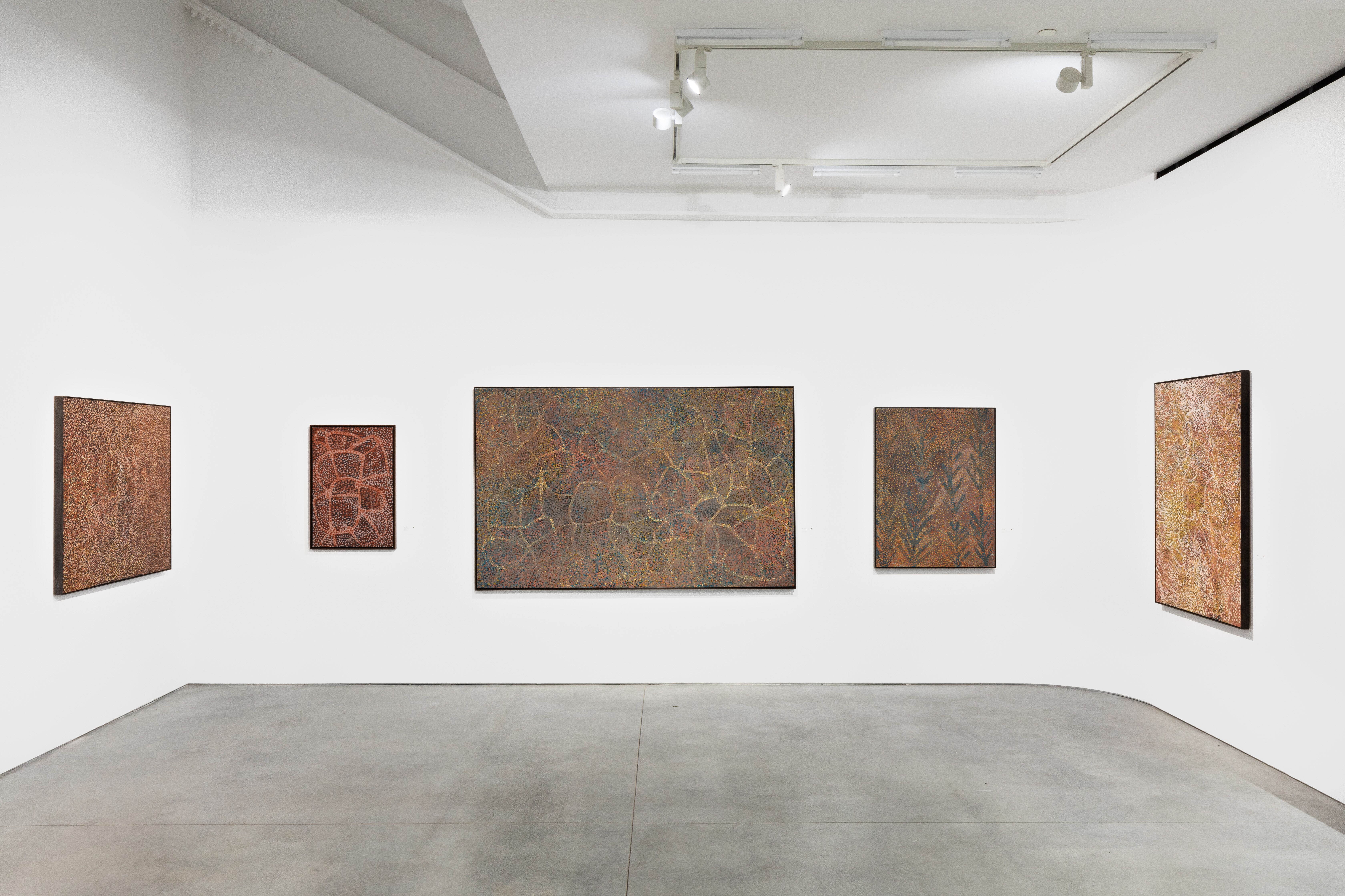 Emily Kame Kngwarreye, Emily at D’Lan Davidson, photo 4