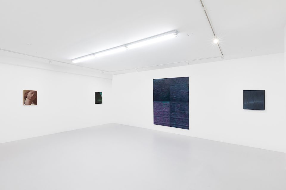 Louise Giovanelli, Aerial Silk at Grimm, photo 4