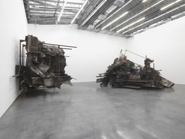 Peter Buggenhout, Caterpillar Logic II at Gladstone, photo 2
