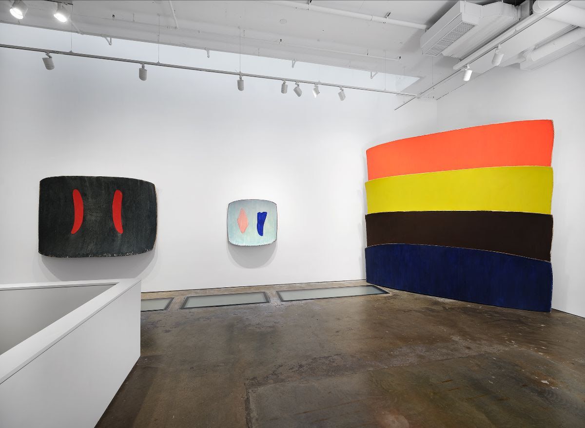 Ron Gorchov, Exploring the Near/Far Painterly Horizons of Modern Space at Vito Schnabel Gallery, photo 3