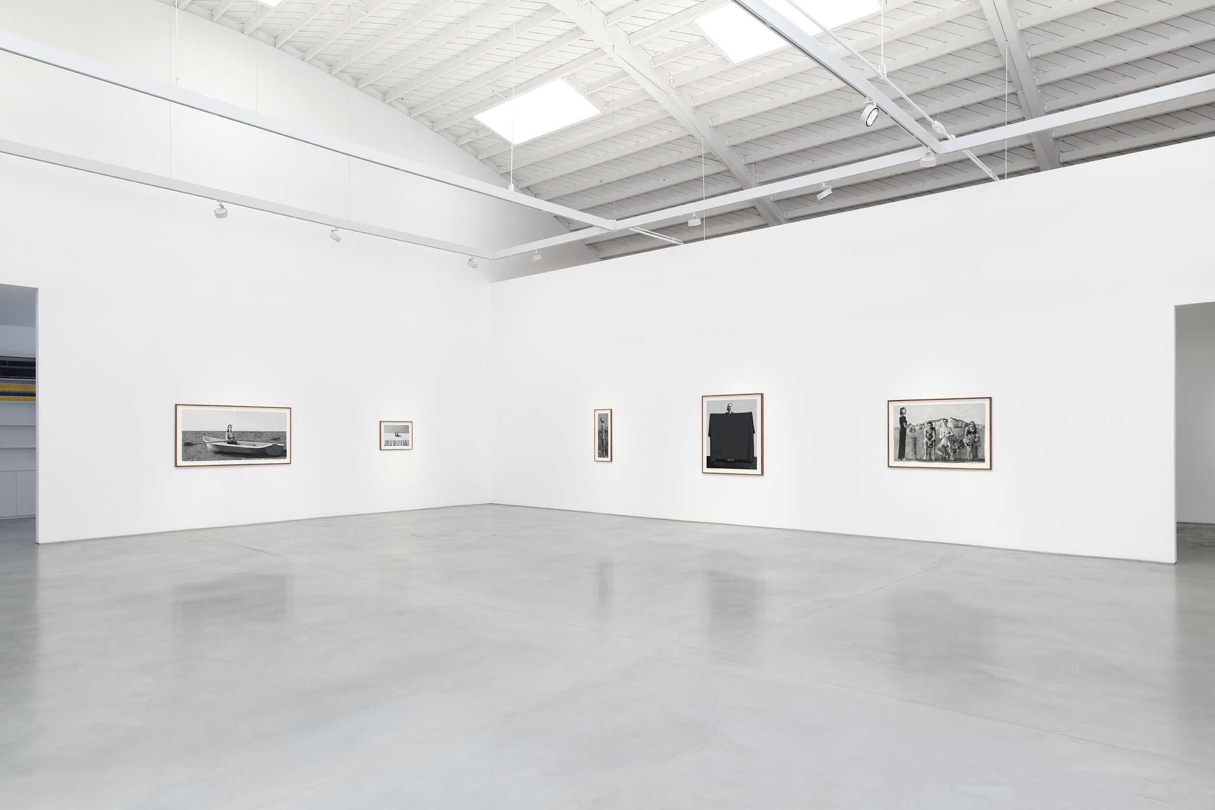 Lenz Geerk, Schwarzweiß at Roberts Projects, photo 12