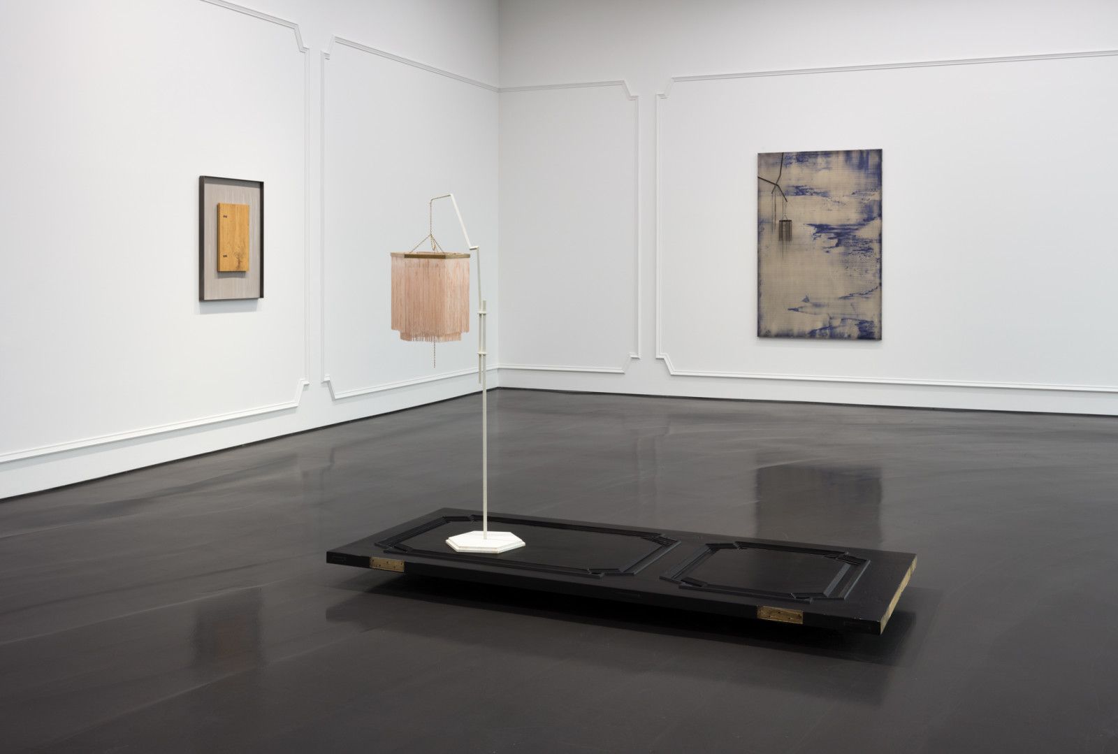 Martin Boyce, The Light Pours Out at Esther Schipper, photo 3