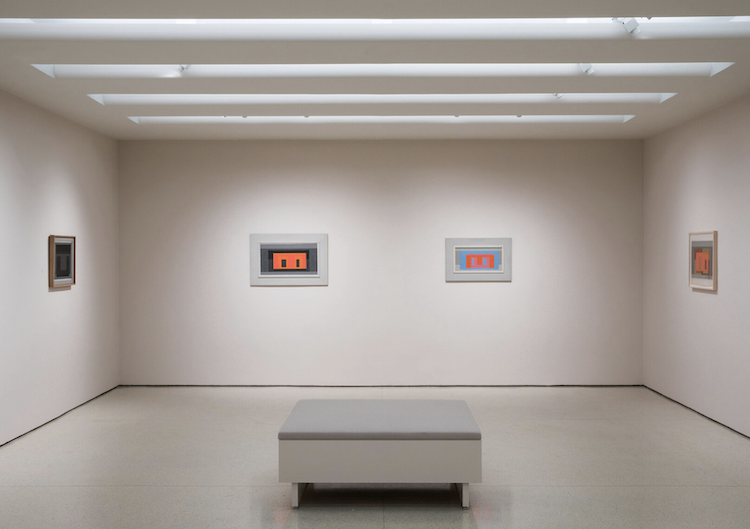 Josef Albers, Paintings Titled Variants at David Zwirner, photo 2