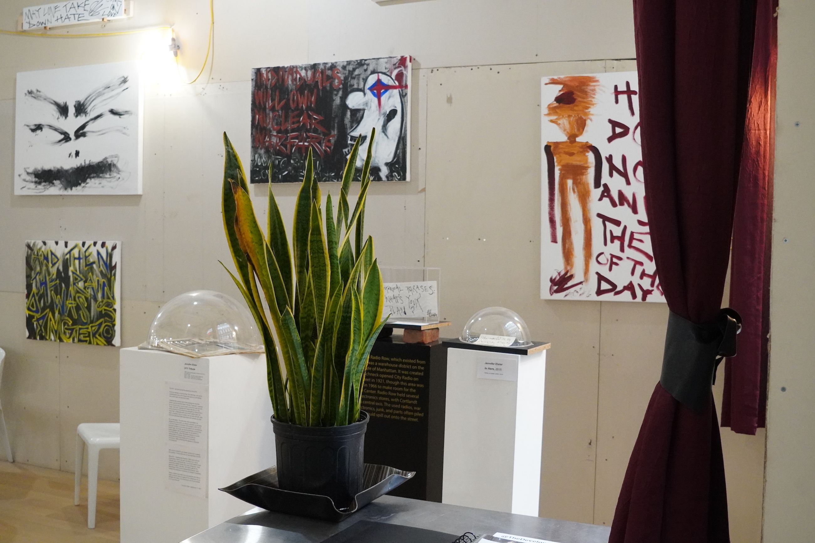 Jennifer Elster, image 6 of 10