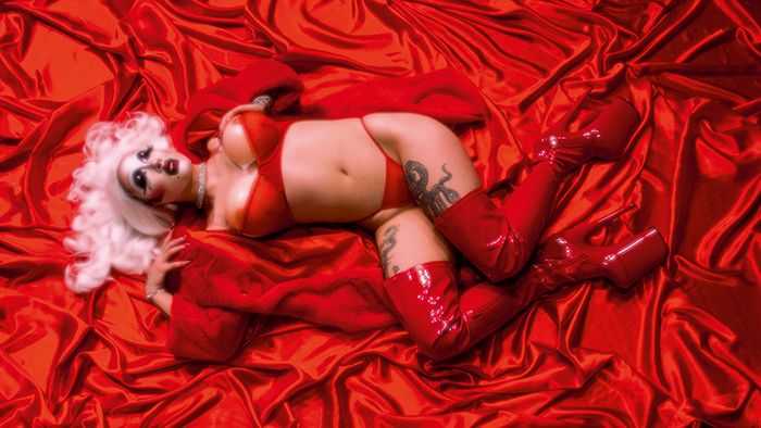 Victoria Sin, image 3 of 8