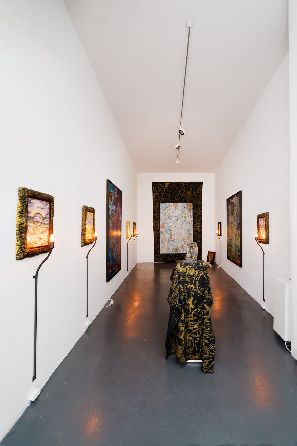 Joris Van de Moortel, Le Poids Du Ciel Illumine La Terre at Nathalie Obadia, photo 10