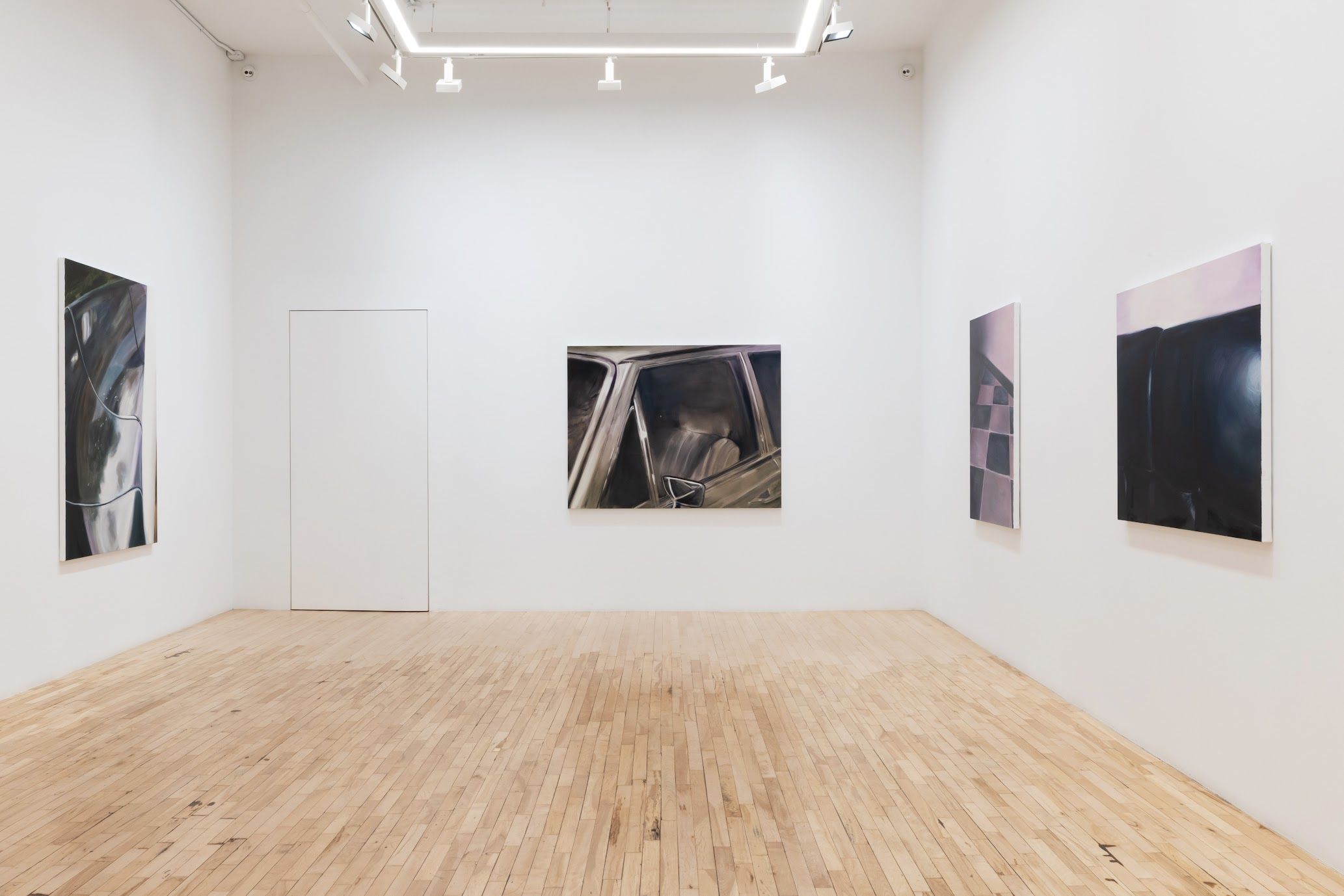 Aglaé Bassens, Vacant at Hesse Flatow, photo 2
