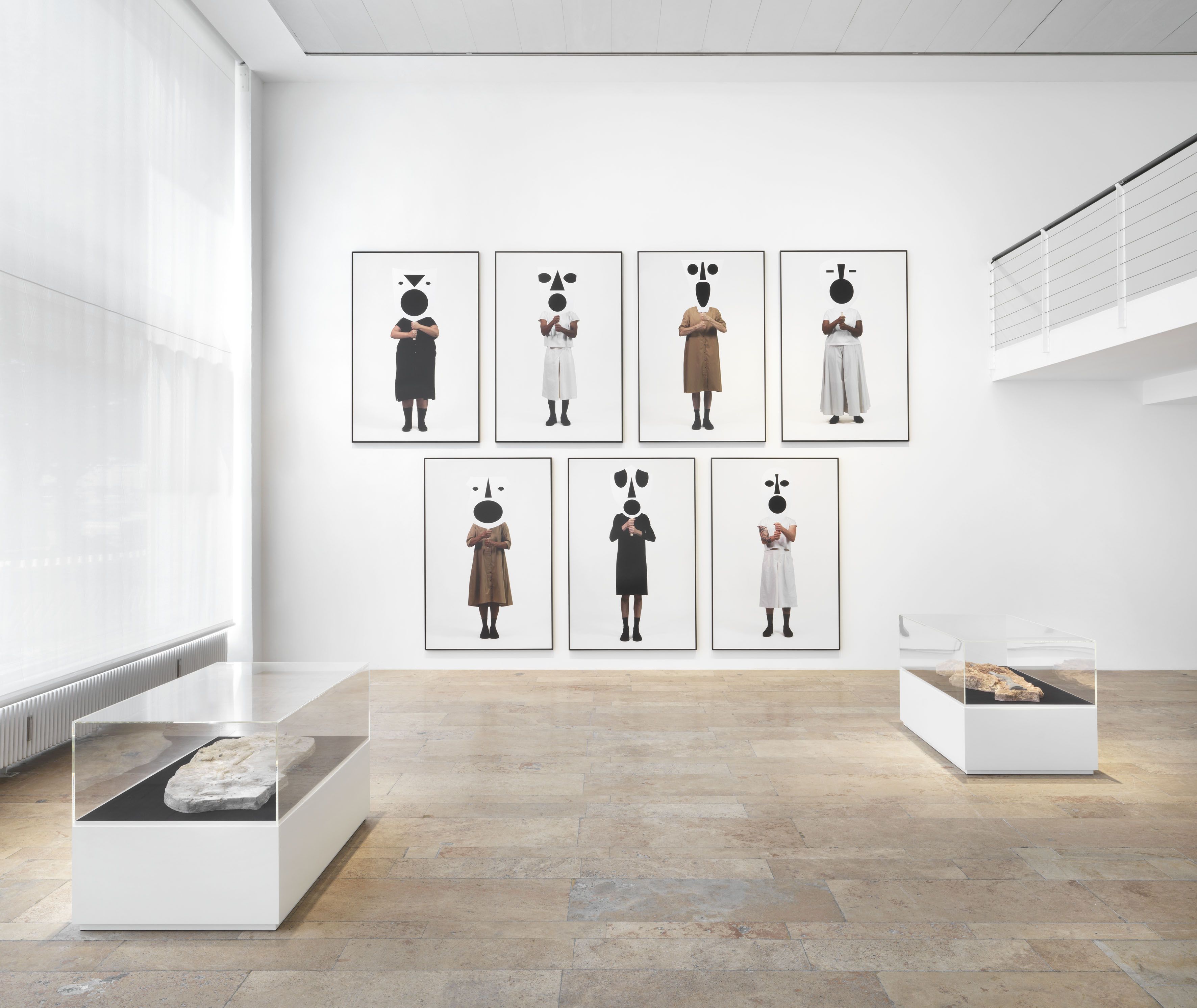 Yael Bartana, The Graveyard at Capitain Petzel, photo 4