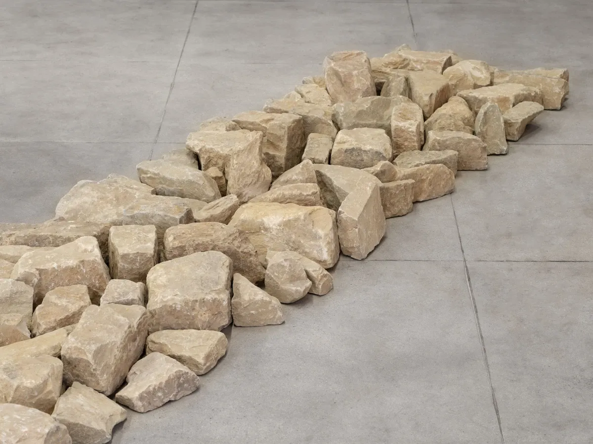 Edith Dekyndt & Richard Long, Edith Dekyndt & Richard Long at Okey Dokey Konrad Fischer, photo 6