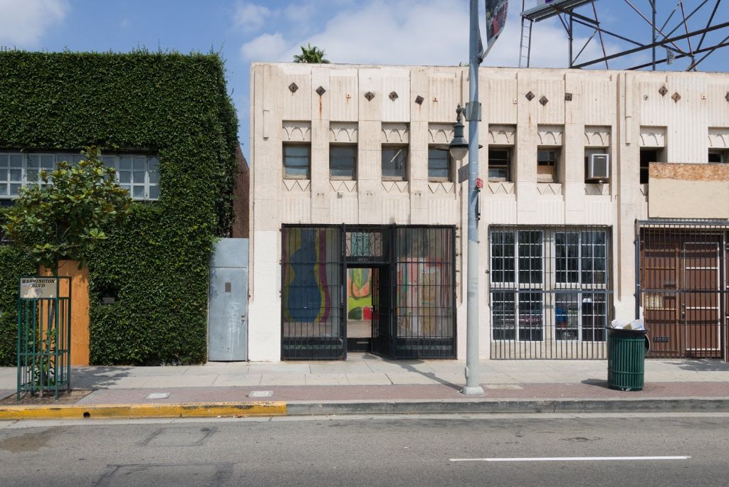 Vivian Suter & Elisabeth Wild, Vivian Suter & Elisabeth Wild at Karma International, photo 6