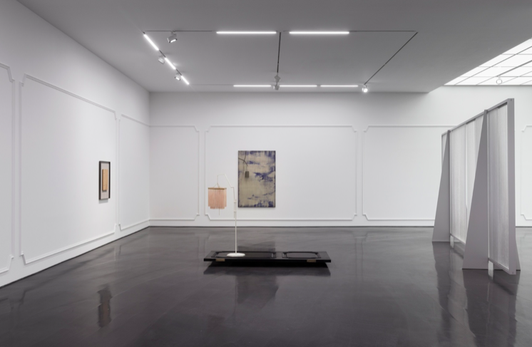 Martin Boyce, The Light Pours Out at Esther Schipper, photo 2