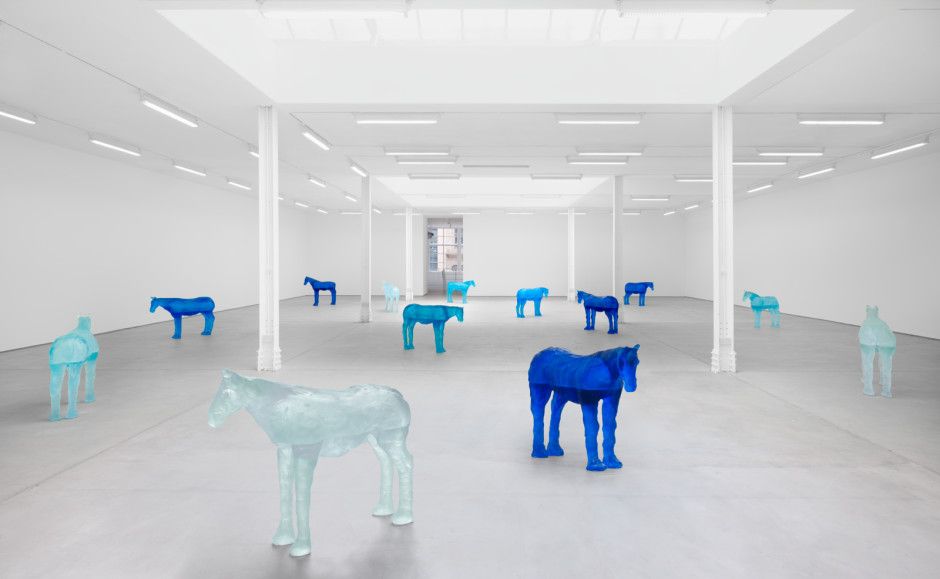 Ugo Rondinone, a sky . a sea . distant mountains . horses . spring . at Sadie Coles, photo 5