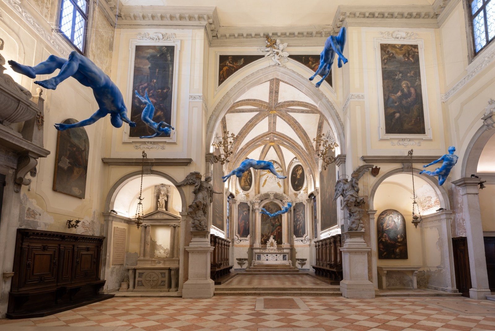 Ugo Rondinone, Burn Shine Fly at Scuola Grande di San Giovanni Evangelista, photo 2